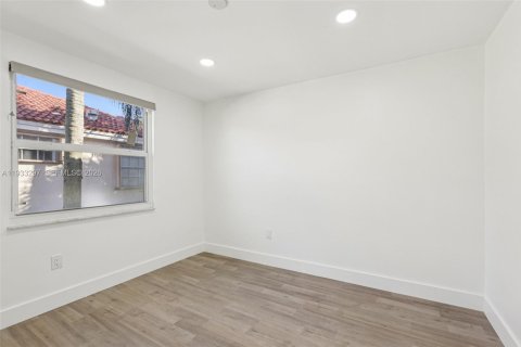 Casa en venta en Plantation, Florida, 4 dormitorios, 216.83 m2 № 2000350 - foto 23