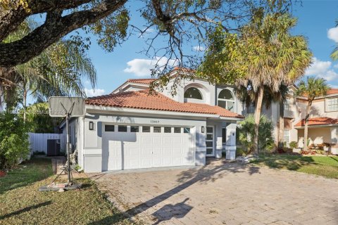 Casa en venta en Plantation, Florida, 4 dormitorios, 216.83 m2 № 2000350 - foto 5