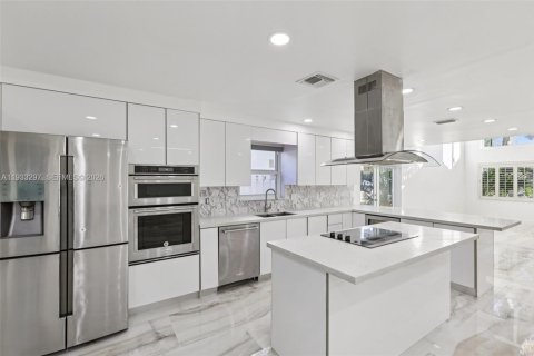 Casa en venta en Plantation, Florida, 4 dormitorios, 216.83 m2 № 2000350 - foto 18