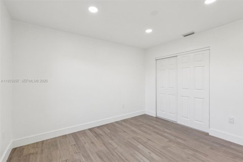 Casa en venta en Plantation, Florida, 4 dormitorios, 216.83 m2 № 2000350 - foto 27