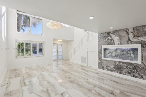 Casa en venta en Plantation, Florida, 4 dormitorios, 216.83 m2 № 2000350 - foto 12