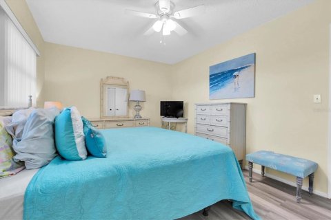 Condominio en venta en Clearwater, Florida, 2 dormitorios, 87.79 m2 № 1658737 - foto 18