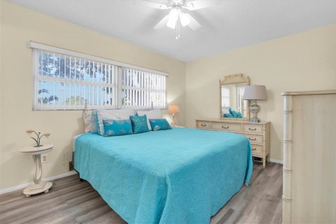 Condominio en venta en Clearwater, Florida, 2 dormitorios, 87.79 m2 № 1658737 - foto 17