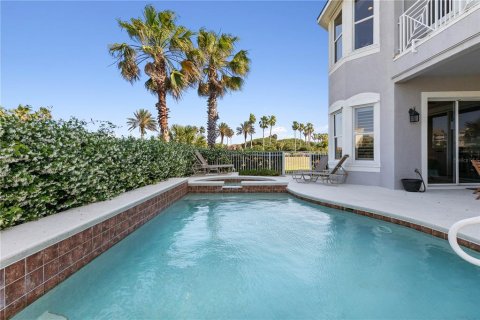 House in Palm Coast, Florida 4 bedrooms, 336.86 sq.m. № 1918848 - photo 4