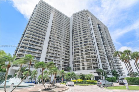 Condominio en venta en Aventura, Florida, 2 dormitorios, 144.93 m2 № 1920450 - foto 30