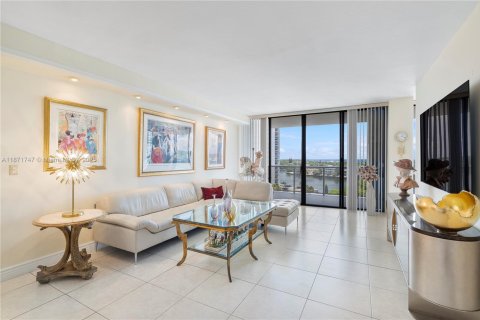 Condominio en venta en Aventura, Florida, 2 dormitorios, 144.93 m2 № 1920450 - foto 10