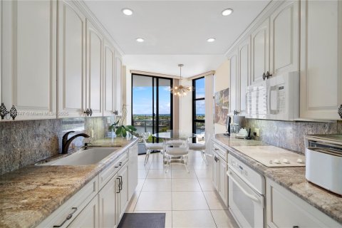 Condominio en venta en Aventura, Florida, 2 dormitorios, 144.93 m2 № 1920450 - foto 15
