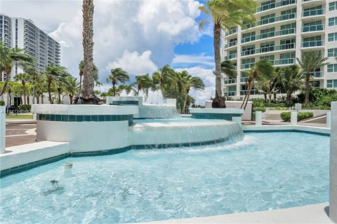 Condominio en venta en Aventura, Florida, 2 dormitorios, 144.93 m2 № 1920450 - foto 29