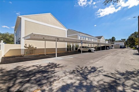 Touwnhouse à vendre à Tampa, Floride: 2 chambres, 97.92 m2 № 2419635 - photo 25