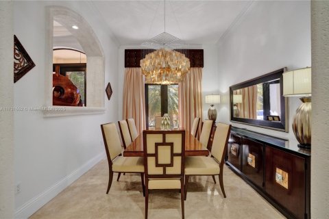 Купить виллу или дом в Пальметто-Бей, Флорида 5 спален, 368.17м2, № 1933845 - фото 7