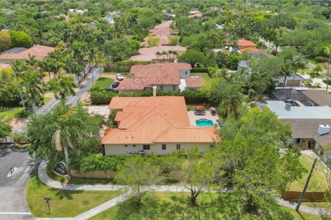 Купить виллу или дом в Пальметто-Бей, Флорида 5 спален, 368.17м2, № 1933845 - фото 10
