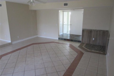 House in Port Charlotte, Florida 3 bedrooms, 168.15 sq.m. № 2237171 - photo 3
