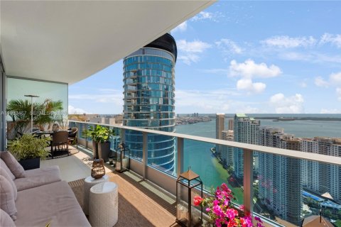 Condominio en Miami, Florida, 2 dormitorios  № 2057001