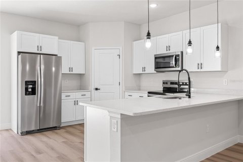 Casa en venta en Ocala, Florida, 4 dormitorios, 173.26 m2 № 1905646 - foto 5