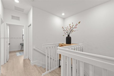 Touwnhouse à vendre à Miami Gardens, Floride: 4 chambres, 164.72 m2 № 2084816 - photo 24