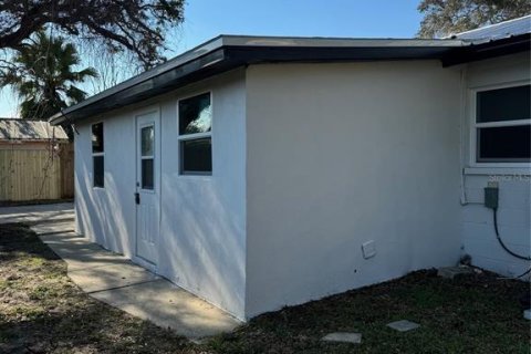 House in Edgewater, Florida 3 bedrooms, 99.5 sq.m. № 1569678 - photo 25