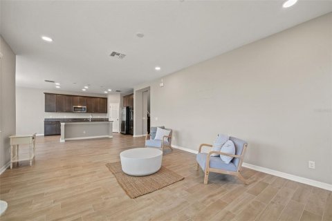 Casa en venta en Wesley Chapel, Florida, 4 dormitorios, 241.64 m2 № 1916237 - foto 13