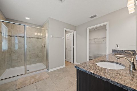 Casa en venta en Wesley Chapel, Florida, 4 dormitorios, 241.64 m2 № 1916237 - foto 22