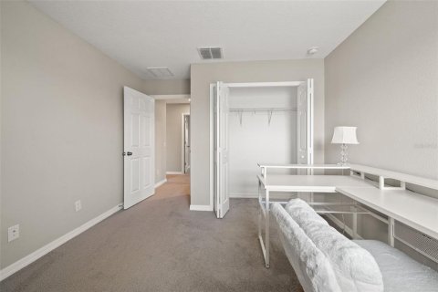 Casa en venta en Wesley Chapel, Florida, 4 dormitorios, 241.64 m2 № 1916237 - foto 29