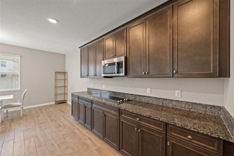 Casa en venta en Wesley Chapel, Florida, 4 dormitorios, 241.64 m2 № 1916237 - foto 7