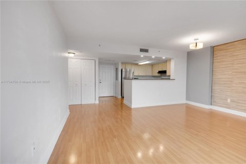 Condominio en venta en Miami, Florida, 1 dormitorio, 75.81 m2 № 1812117 - foto 7