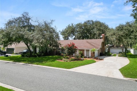 Casa en venta en Lakeland, Florida, 3 dormitorios, 214.05 m2 № 2200460 - foto 2
