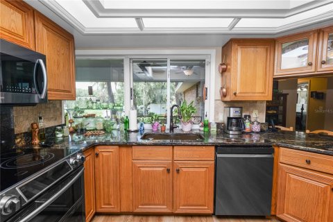 Casa en venta en Lakeland, Florida, 3 dormitorios, 214.05 m2 № 2200460 - foto 18
