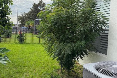 Villa ou maison à louer à Kissimmee, Floride: 4 chambres, 228.35 m2 № 2406691 - photo 22