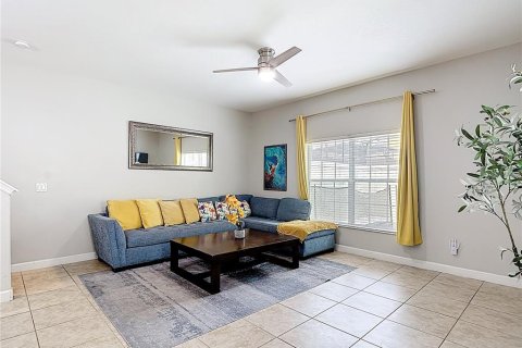 Townhouse in Kissimmee, Florida 5 bedrooms, 188.03 sq.m. № 2166273 - photo 7
