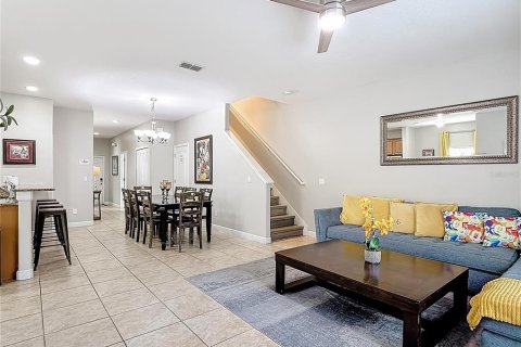 Townhouse in Kissimmee, Florida 5 bedrooms, 188.03 sq.m. № 2166273 - photo 8