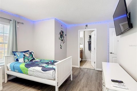 Townhouse in Kissimmee, Florida 5 bedrooms, 188.03 sq.m. № 2166273 - photo 12