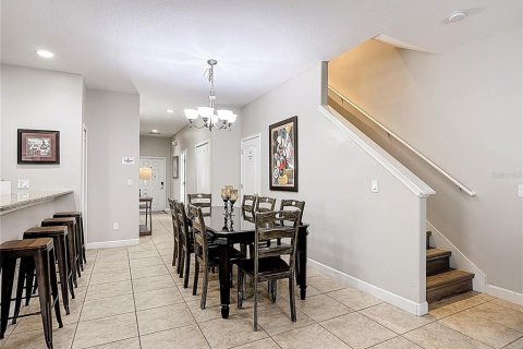 Townhouse in Kissimmee, Florida 5 bedrooms, 188.03 sq.m. № 2166273 - photo 3