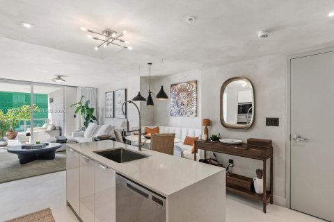 Copropriété à louer à Bay Harbor Islands, Floride: 1 chambre, 95.78 m2 № 2043848 - photo 2