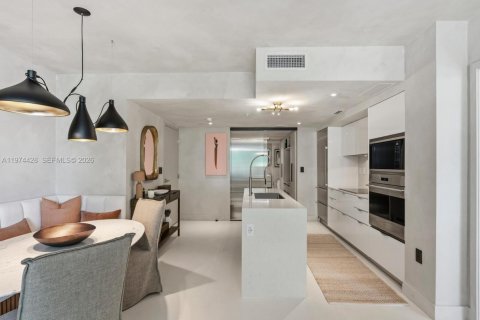 Copropriété à louer à Bay Harbor Islands, Floride: 1 chambre, 95.78 m2 № 2043848 - photo 14