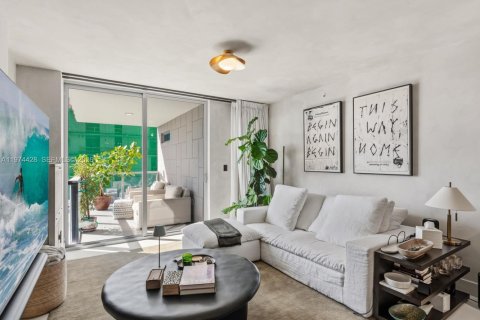 Copropriété à louer à Bay Harbor Islands, Floride: 1 chambre, 95.78 m2 № 2043848 - photo 8