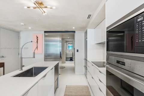 Copropriété à louer à Bay Harbor Islands, Floride: 1 chambre, 95.78 m2 № 2043848 - photo 19