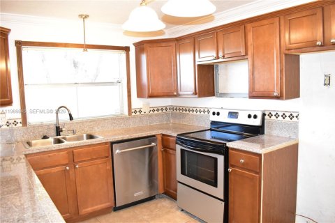 Condominio en venta en Sunrise, Florida, 2 dormitorios, 107.67 m2 № 2048381 - foto 10