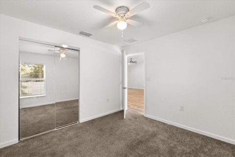 House in Ocala, Florida 3 bedrooms, 128.02 sq.m. № 1872802 - photo 16