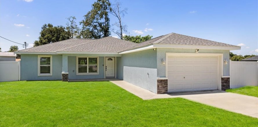 House in Ocala, Florida 3 bedrooms, 128.02 sq.m. № 1872802