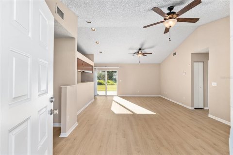 Casa en venta en Ocala, Florida, 3 dormitorios, 148.74 m2 № 1907093 - foto 10