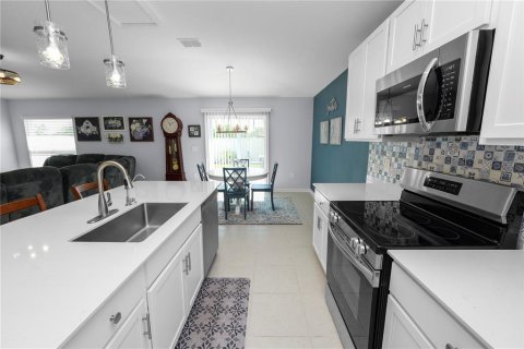 House in Lake Wales, Florida 4 bedrooms, 170.01 sq.m. № 2152283 - photo 21