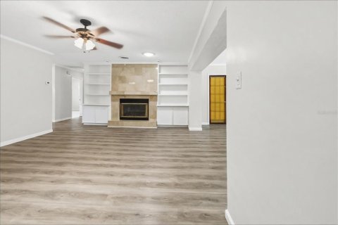 Casa en venta en Largo, Florida, 3 dormitorios, 151.9 m2 № 2381121 - foto 2