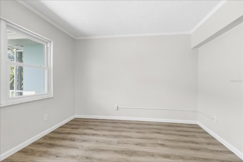 Casa en venta en Largo, Florida, 3 dormitorios, 151.9 m2 № 2381121 - foto 4