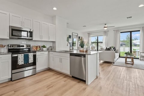 Townhouse in Port St. Lucie, Florida 4 bedrooms, 162.95 sq.m. № 1482031 - photo 25