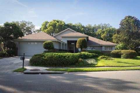 House in Lakeland, Florida 3 bedrooms, 203.73 sq.m. № 1904751 - photo 1