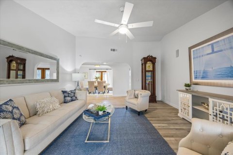 Casa en venta en Clearwater, Florida, 4 dormitorios, 256.04 m2 № 2388224 - foto 23