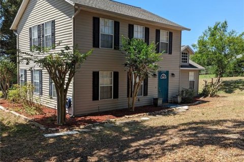 Villa ou maison à Clermont, Floride 4 chambres, 170.38 m2 № 2167859