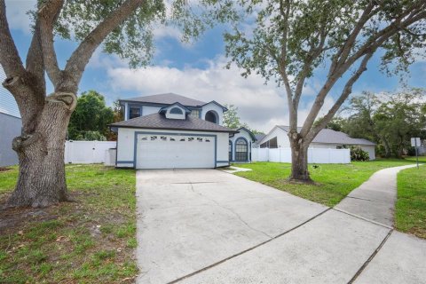 Villa ou maison à Oviedo, Floride 4 chambres, 175.4 m2 № 2110586