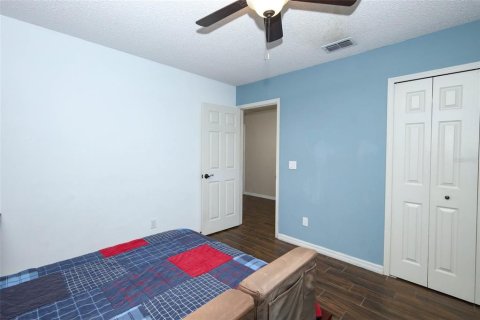 House in Oviedo, Florida 4 bedrooms, 175.4 sq.m. № 2110586 - photo 28