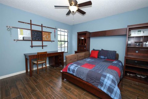 House in Oviedo, Florida 4 bedrooms, 175.4 sq.m. № 2110586 - photo 27